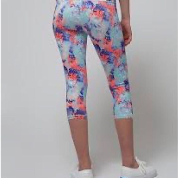 ivivva by Lululemon Wild Daze Grapefruit Rhythmic Crop Legging - Picture 2 of 9